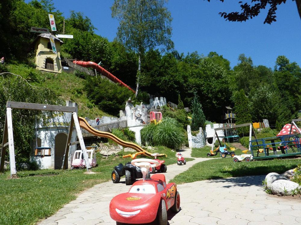 Smileys Kinderhotel Trebesing Exterior photo